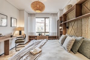 4 室のベッドルーム、アイロン / アイロン台、WiFi、ベッドシーツ