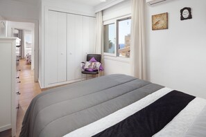 2 habitaciones, tabla de planchar con plancha y wifi gratis 