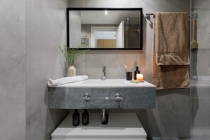 Bathroom - Selayar - 4 bedrooms in Almagro (Madrid)