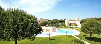 Apartment 'Apartamento Sancti Petri' with Shared Pool, Wi-Fi and Air Conditioning