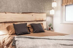 3 室のベッドルーム、�デスク、アイロン / アイロン台、WiFi