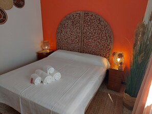 4 makuuhuonetta, ilmainen Wi-Fi, vuodevaatteet