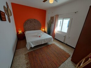 4 habitaciones, wifi gratis y ropa de cama 