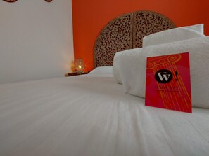 4 camere, Wi-Fi gratuito, lenzuola