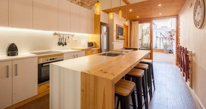 Sant Rafel House – Private Terrace, 5-Minute Walk to the Beach