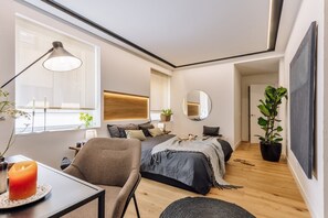2 Schlafzimmer, Schreibtisch, Bügeleisen/Bügelbrett, WLAN