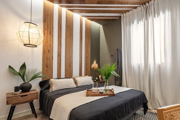 2 habitaciones, tabla de planchar con plancha, wifi y ropa de cama