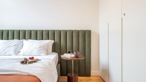 1 bedroom, iron/ironing board, free WiFi, bed sheets - Mouzinho 215 - Apartment 303 by LovelyStay (Porto)
