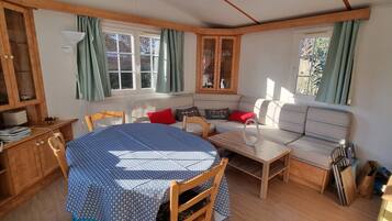 TV connectée, table de tennis de table