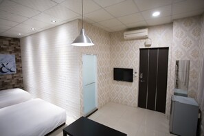 Basic Quadruple Room - Miss Homestay (Taichung)