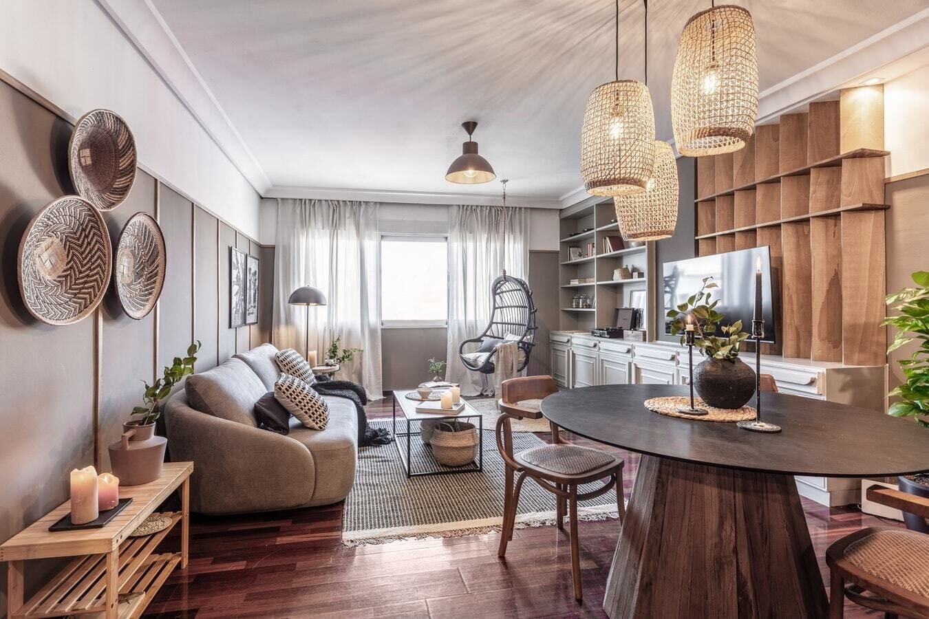 Télévision, cheminée