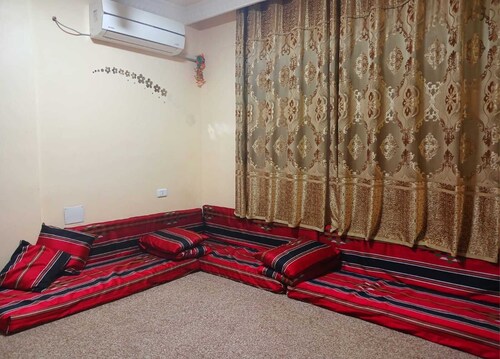 Family Petra Stay • 3BR Near Downtown