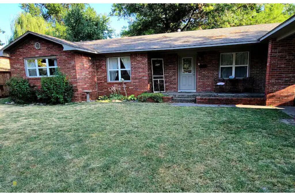 Gary & Jo's Place