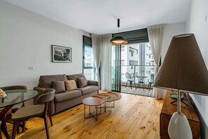 Unclassified image, 4 of 10, button - Chic 1BR Ben Yehuda by Holiday Rentals SAFE ROOM (Tel Aviv)