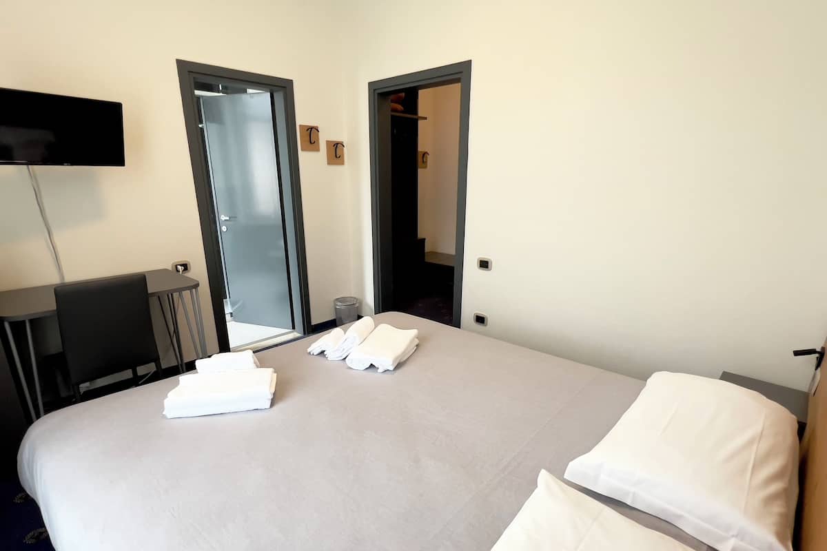 Comfort Room | 1 bedroom, free WiFi, bed sheets