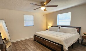 4 Schlafzimmer, Bügeleisen/Bügelbrett, WLAN