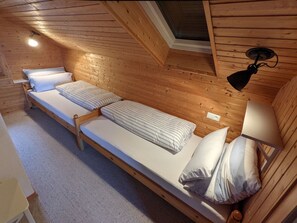 2 Schlafzimmer, kostenloses WLAN, BettwÀsche