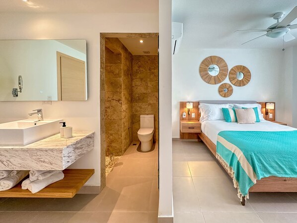 2 عدّة غرف نوم ومكواة/لوح كي وواي فاي وملاءات أسرّة