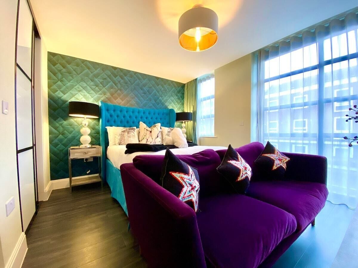 1 bedroom, iron/ironing board, free Internet, bed sheets