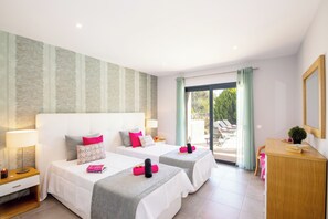 4 chambres, fer et planche Ă repasser, Wi-Fi gratuit, draps fournis
