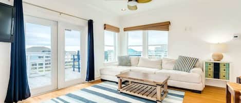 TV, DVD player, books, offices