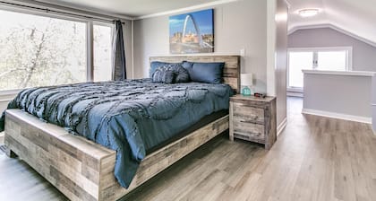 Spacious Valley Junction Retreat