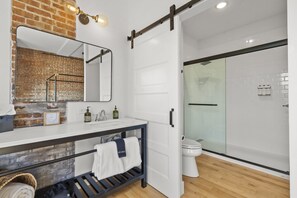 Premium-Einzelzimmer | Badezimmer