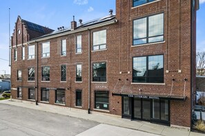 Lối vào nơi lưu trú