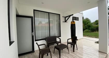 Villa with large natural spaces 10 minutes from Villavicencio.