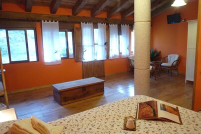 Rural house in the middle of the route of the Pasarelas de Valloré