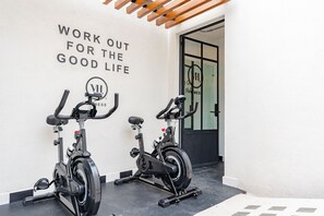 Gym - Casa Danubio Reforma by VH (Mexico City)