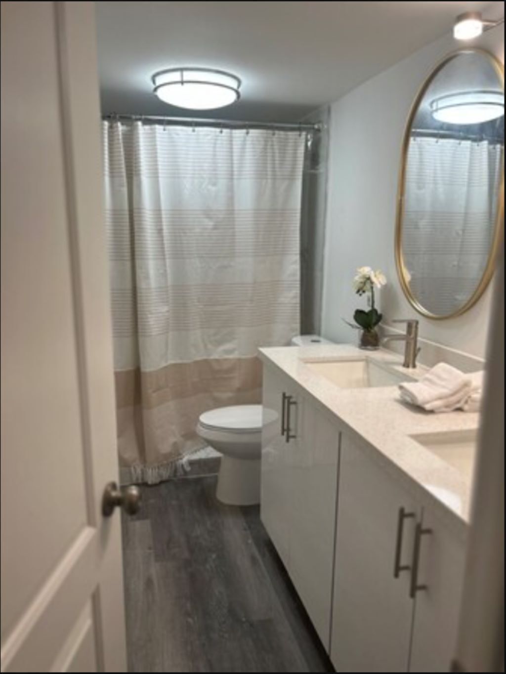 Recently Renovated 2/2 on the Beautiful Boca Raton Intracoastal