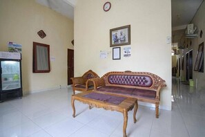 Interior - OYO 2933 Wisma Hiro Pertiwi (Palembang)