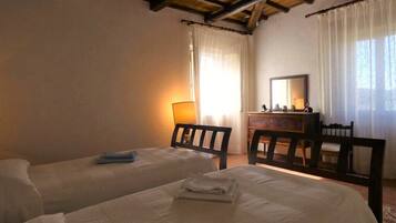 4 camere, Wi-Fi, lenzuola