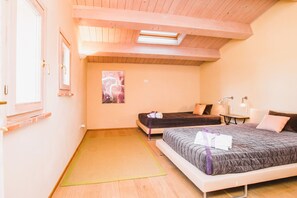 3 bedrooms, iron/ironing board, free WiFi, bed sheets - Luxury & Large Apt. in Siena Resort at Eagle (Trequanda)