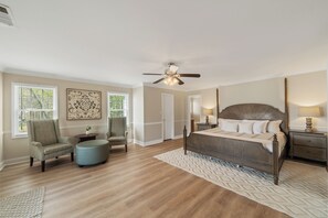 7 bedrooms, iron/ironing board, WiFi, bed sheets