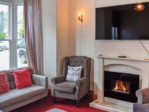 Living area - Enjoy a family holiday right here in the heart of the Lake District. (Keswick)
