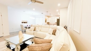 Deluxe House | Living area - Coral Way Private Pool  (Kissimmee)