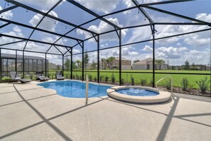 Deluxe House | Private pool