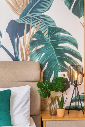 City Villa | Premium bedding, down comforters, memory foam beds, free minibar - Mamilla View - Suites & Apt Hotel (Jerusalem)