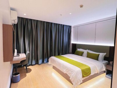 Green Tree Inn Zhixuan Hotel