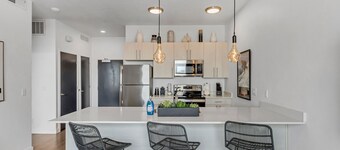 Granary SLC King Penthouse+CoWorking Space