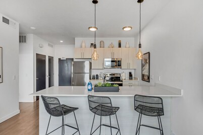 Granary SLC King Penthouse+CoWorking Space