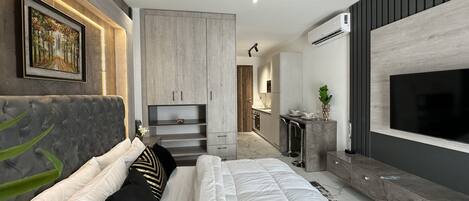 1 bedroom, WiFi, bed sheets