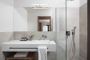 Hair dryer, towels