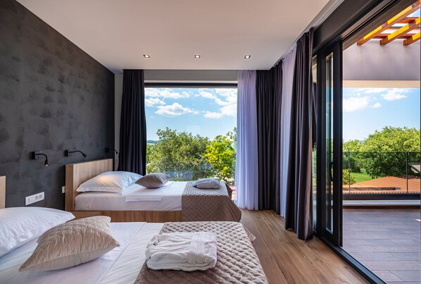 4 عدّة غرف نوم ومكواة/لوح كي وواي فاي مجانًا