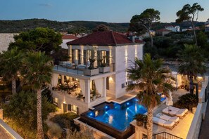 Exterior - Luxury Villa Momento with Pool (Slatine)