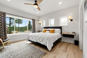 4 Schlafzimmer, Bügeleisen/Bügelbrett, kostenloses WLAN, Bettwäsche