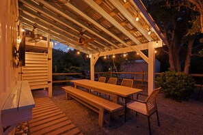 Outdoor dining - 5 Minute Walk to the Beach! Dog Friendly! Outdoor Entertainment!  (Kure Beach)