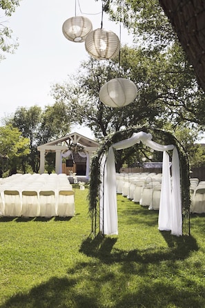 Utendørs bankettområde